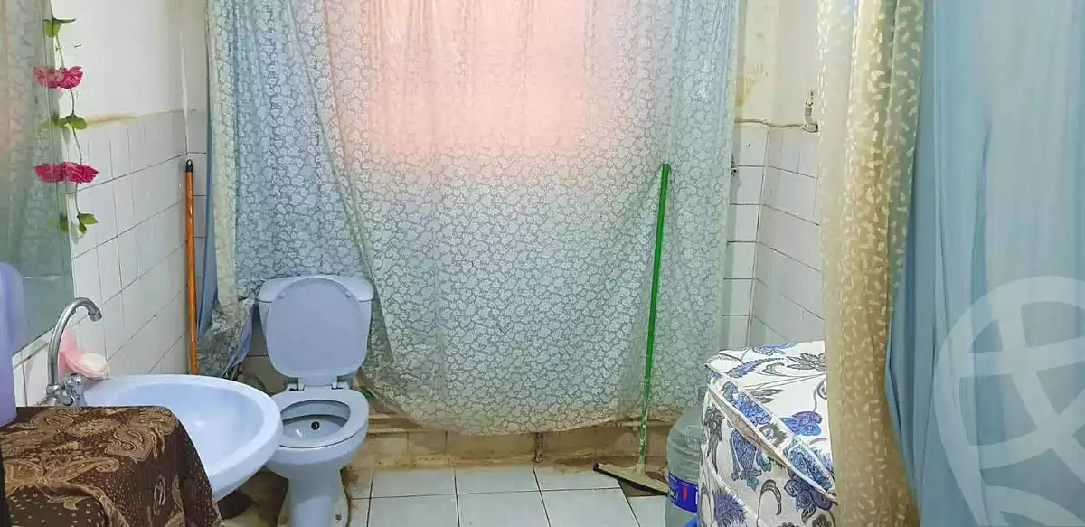 https://aqarmap.com.eg/ar/listing/7087061-for-sale-alexandria-al-agamy-el-hanouvel