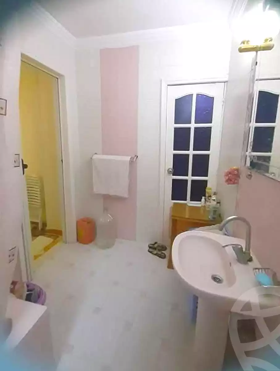 https://aqarmap.com.eg/en/listing/7087080-for-sale-alexandria-sydy-bshr-sydy-bshr-qbly