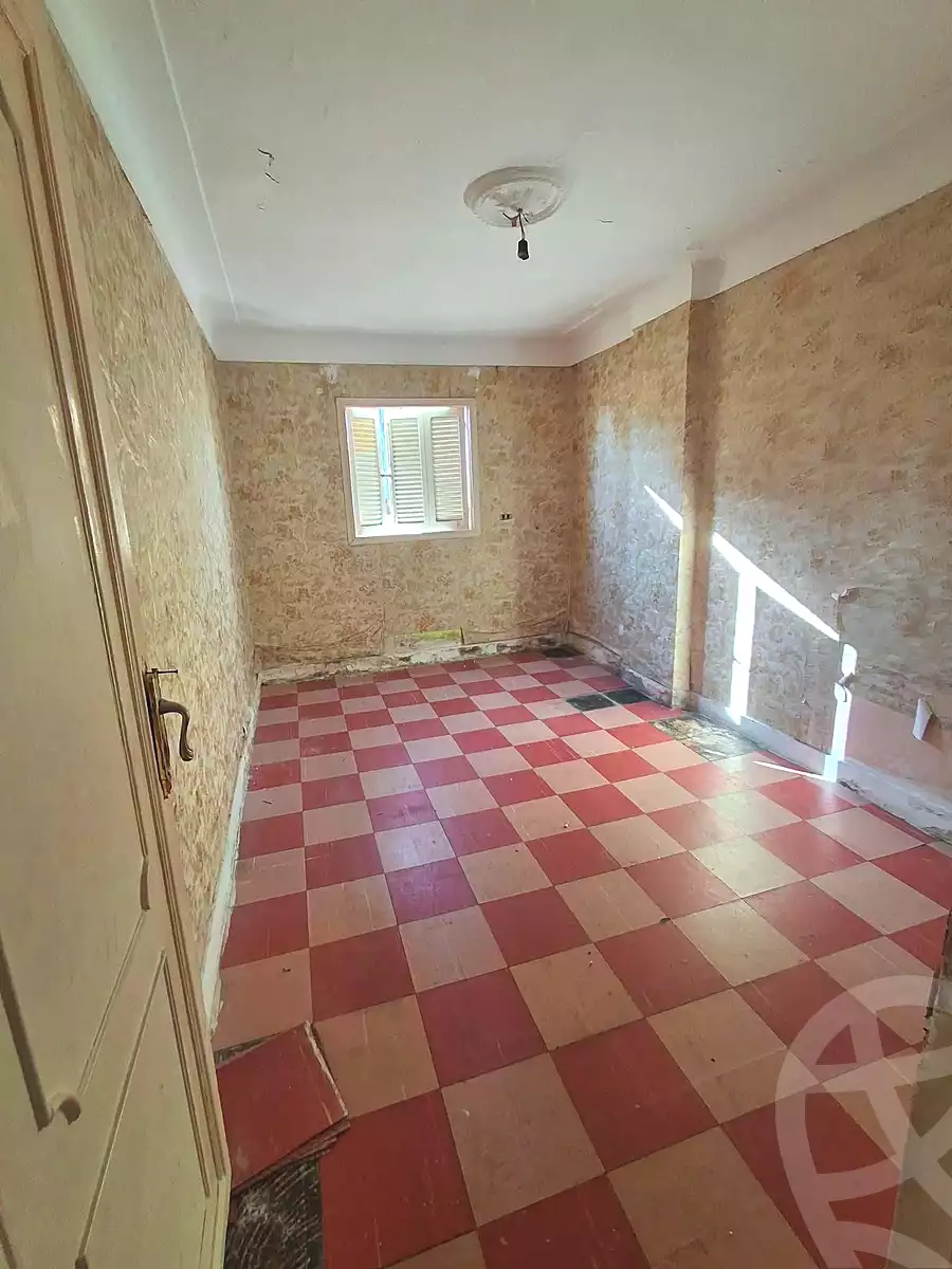 https://aqarmap.com.eg/ar/listing/7087130-for-sale-alexandria-rs-ltyn