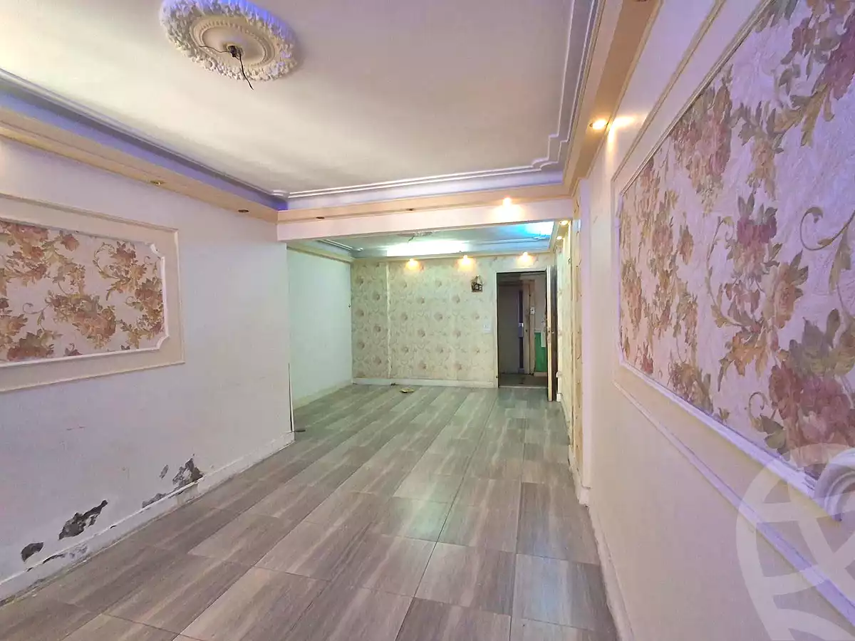 https://aqarmap.com.eg/ar/listing/7087130-for-sale-alexandria-rs-ltyn