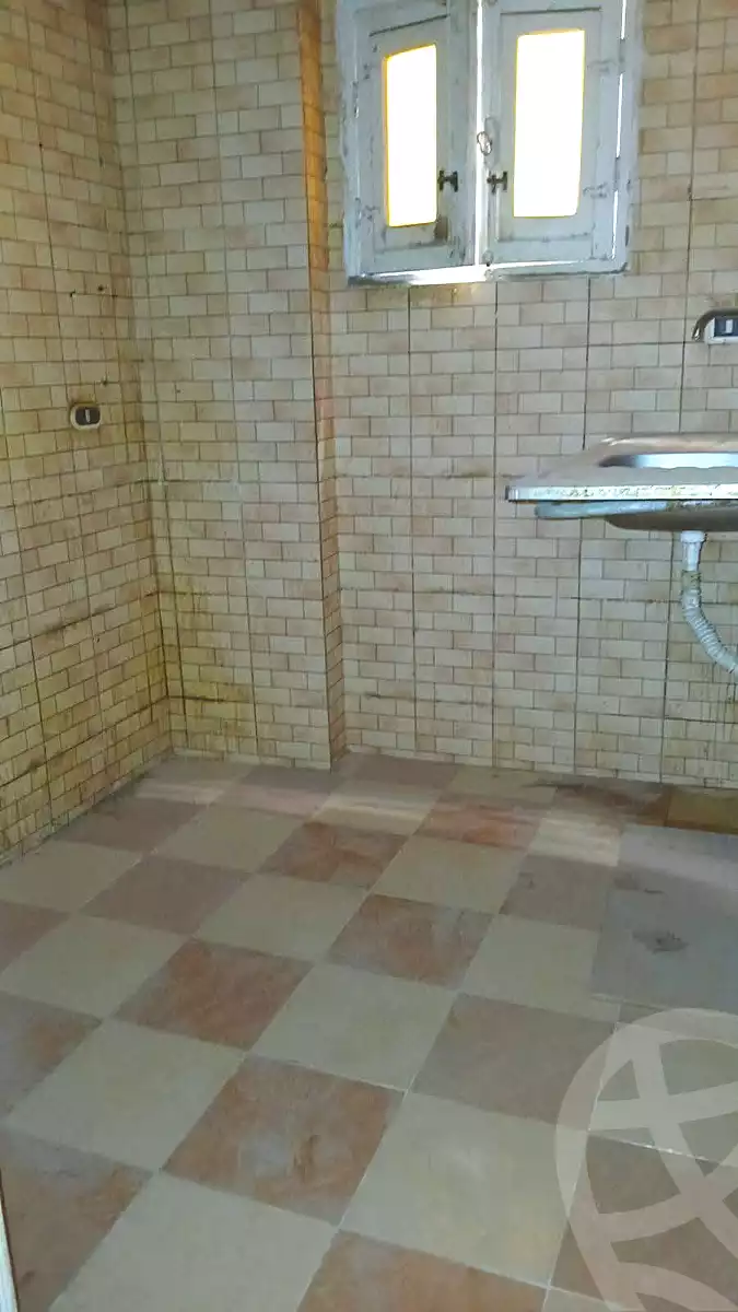 https://aqarmap.com.eg/en/listing/7087148-for-sale-alexandria-al-agamy-el-hanouvel-el-warsha-st