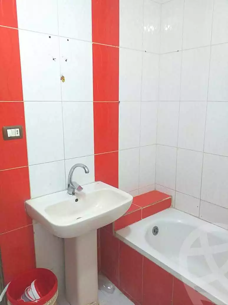 https://aqarmap.com.eg/en/listing/7087497-for-sale-cairo-el-haram-el-maryotya-queen-farida-st