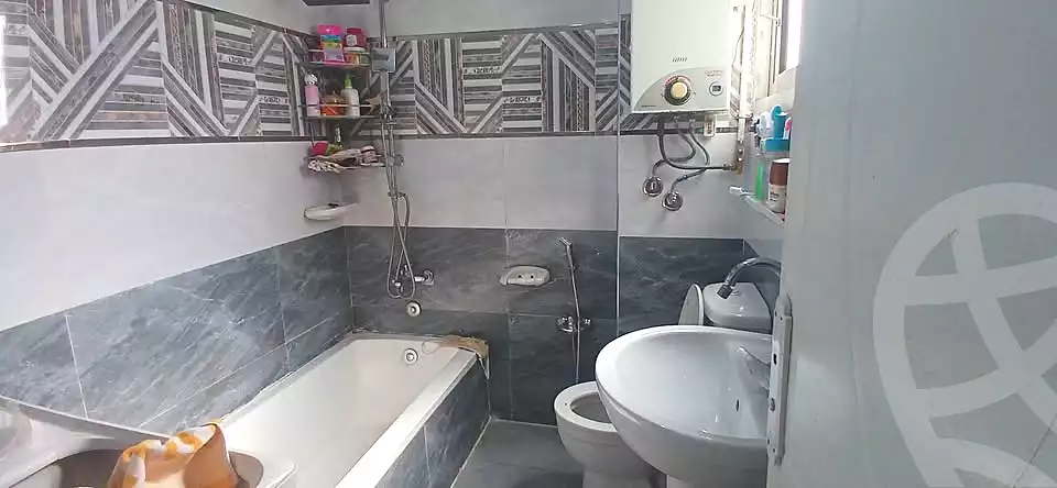 https://aqarmap.com.eg/ar/listing/7087866-for-sale-cairo-hadayek-el-koba-hamamat-el-koba