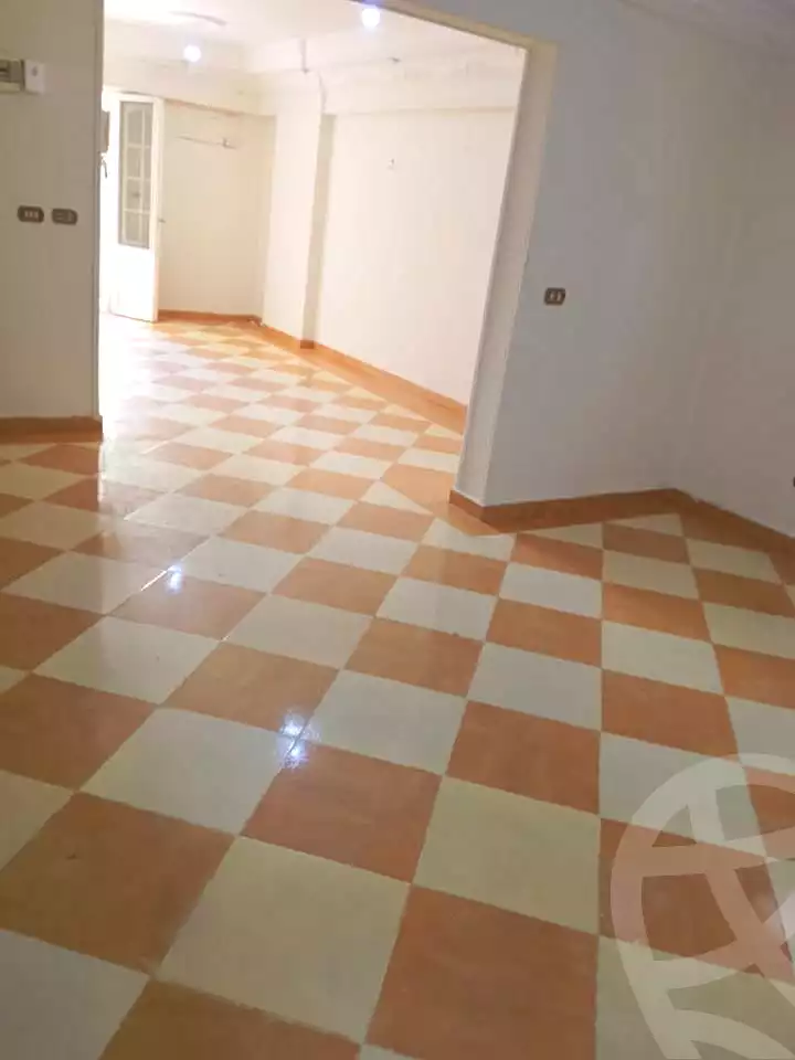 https://aqarmap.com.eg/en/listing/7087886-for-sale-alexandria-sydy-bshr-sydy-bshr-bhry-ali-hipa-st
