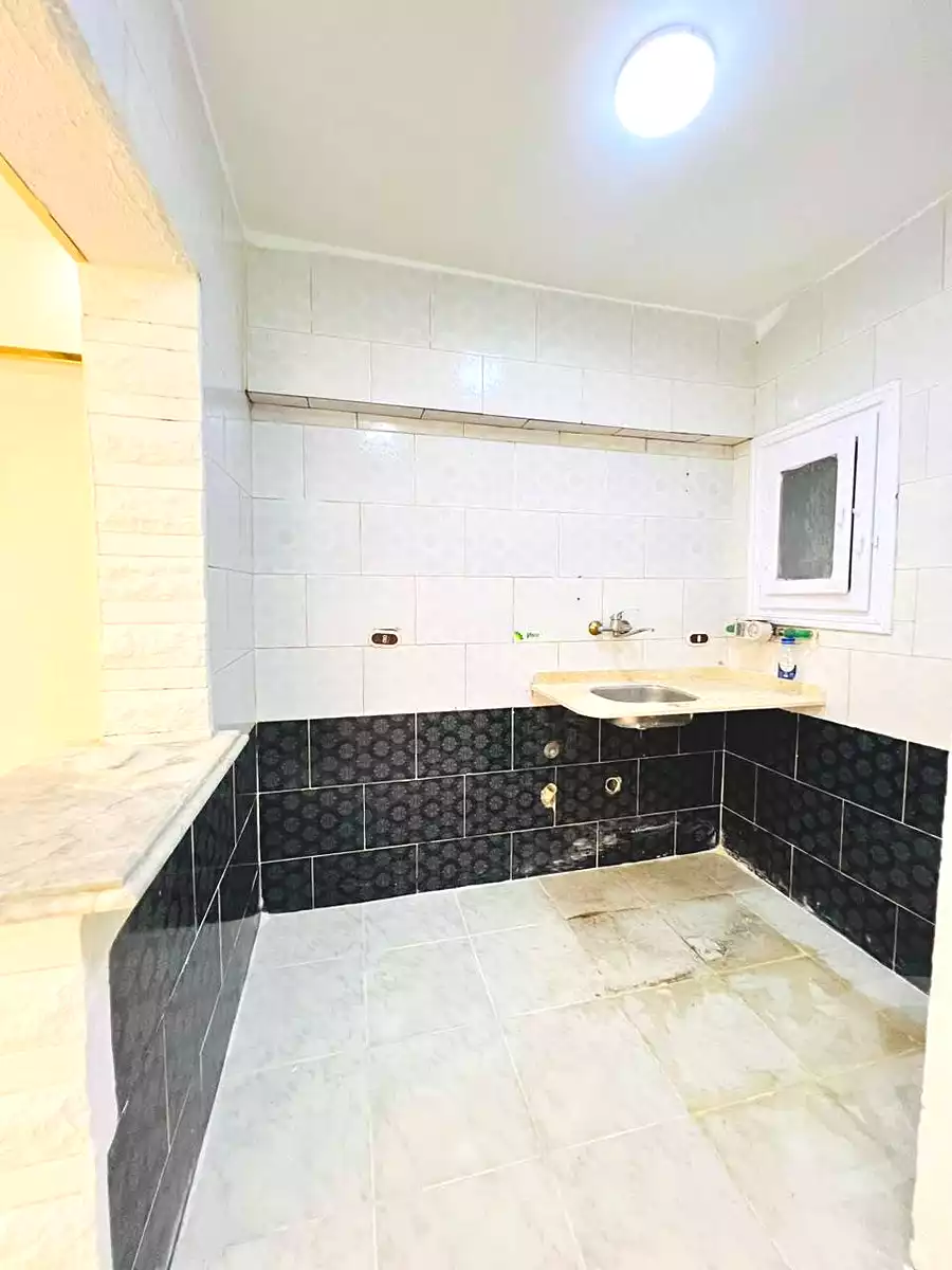 https://aqarmap.com.eg/ar/listing/7087896-for-sale-alexandria-al-agamy-shataa-el-nakheel