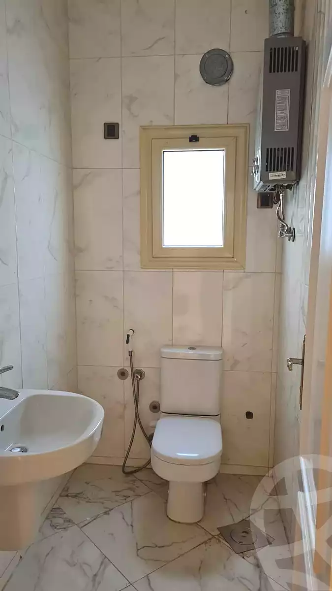 https://aqarmap.com.eg/ar/listing/7087950-for-sale-cairo-new-cairo-el-yassamin-el-yasmeen-7-el-shaikh-hassan-mamoun-st
