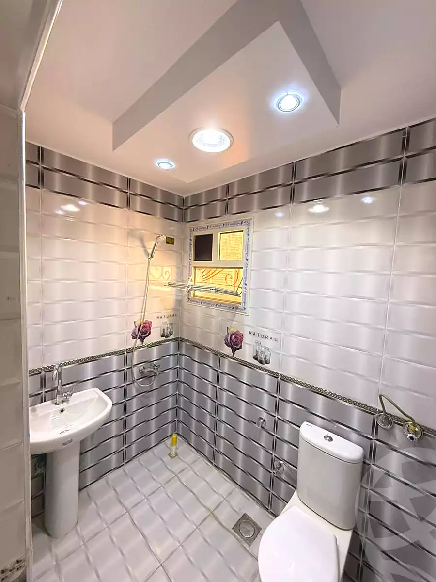 https://aqarmap.com.eg/ar/listing/7087957-for-sale-cairo-helwan-helwan-el-sharkeya-el-maraghi-st