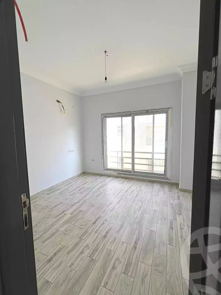 https://aqarmap.com.eg/en/listing/7088021-for-sale-cairo-new-cairo-compounds-hyde-park-park-corner-hyde-park