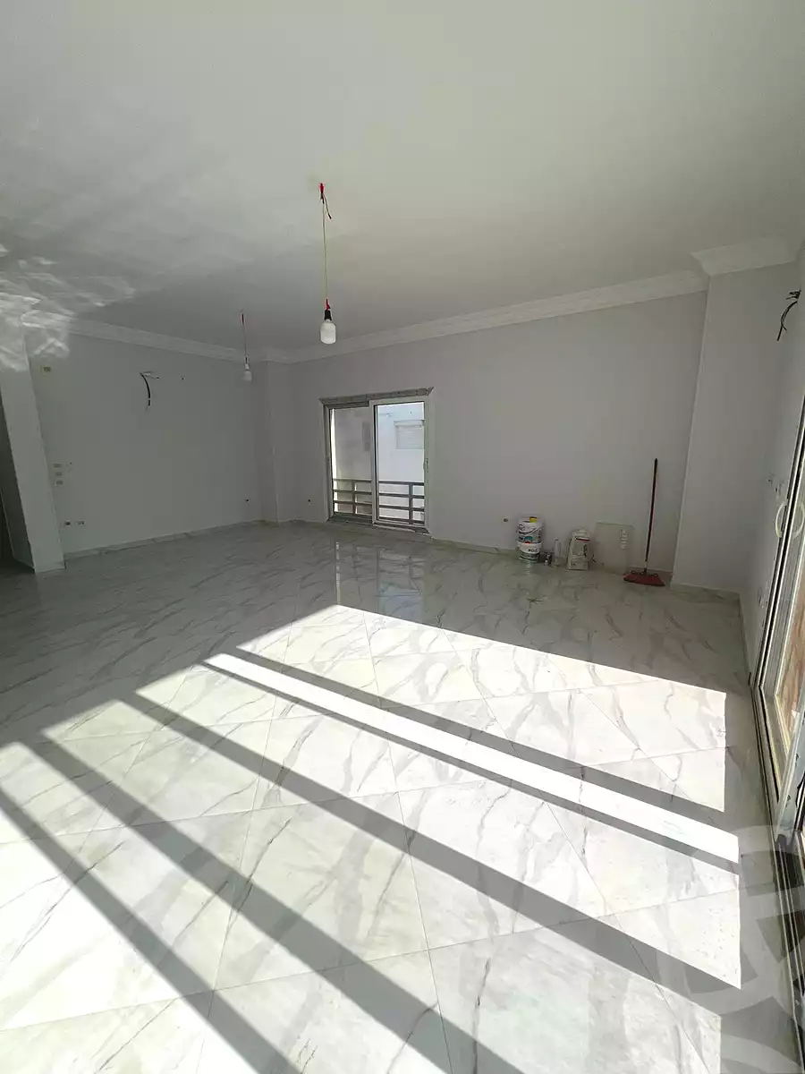 https://aqarmap.com.eg/en/listing/7088021-for-sale-cairo-new-cairo-compounds-hyde-park-park-corner-hyde-park