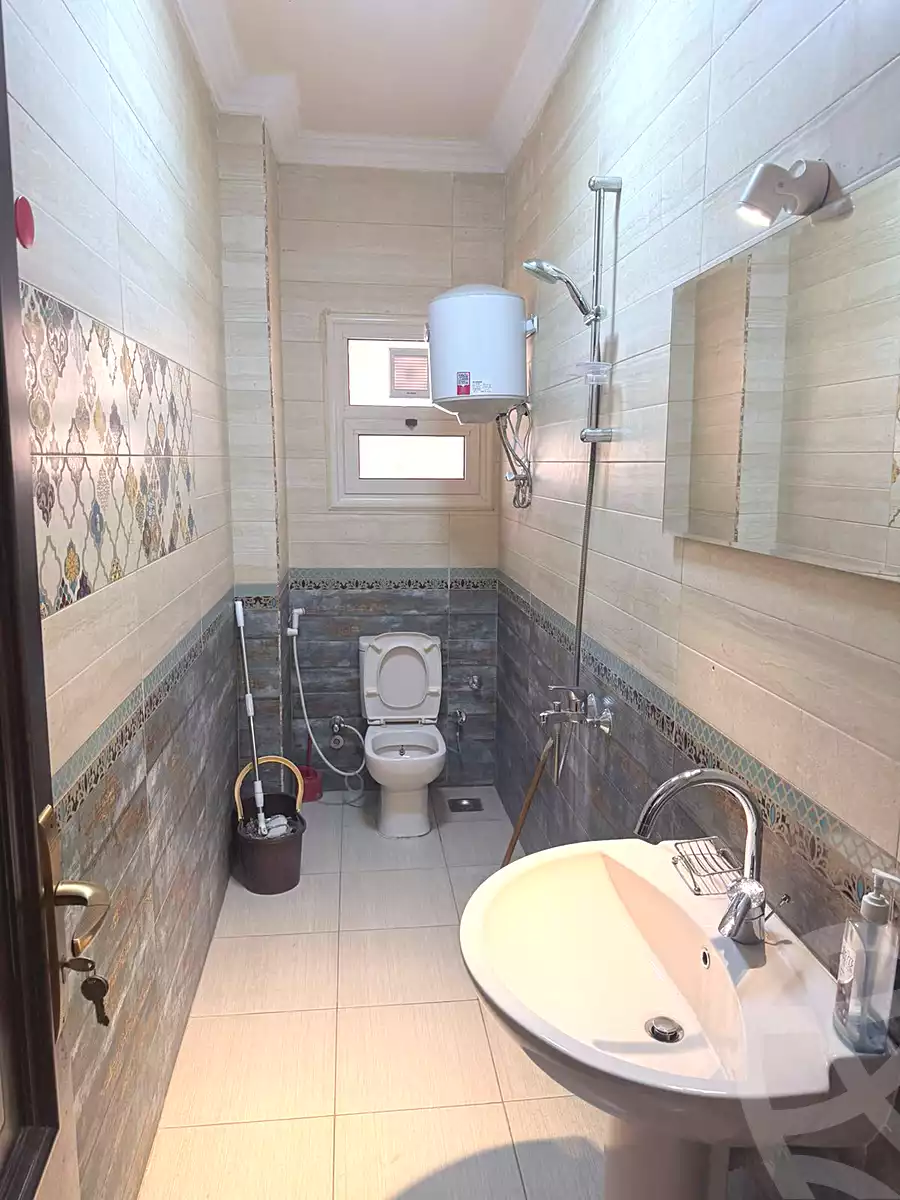 https://aqarmap.com.eg/ar/listing/7088162-for-rent-cairo-new-cairo-south-investors-mohammed-nagib-axis-st