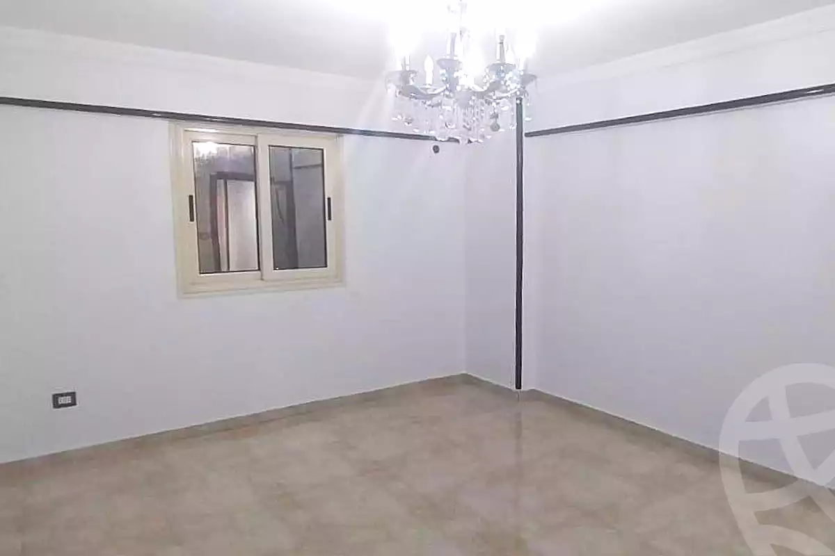https://aqarmap.com.eg/ar/listing/7088297-for-sale-alexandria-miami-shr-jml-bd-lnsr
