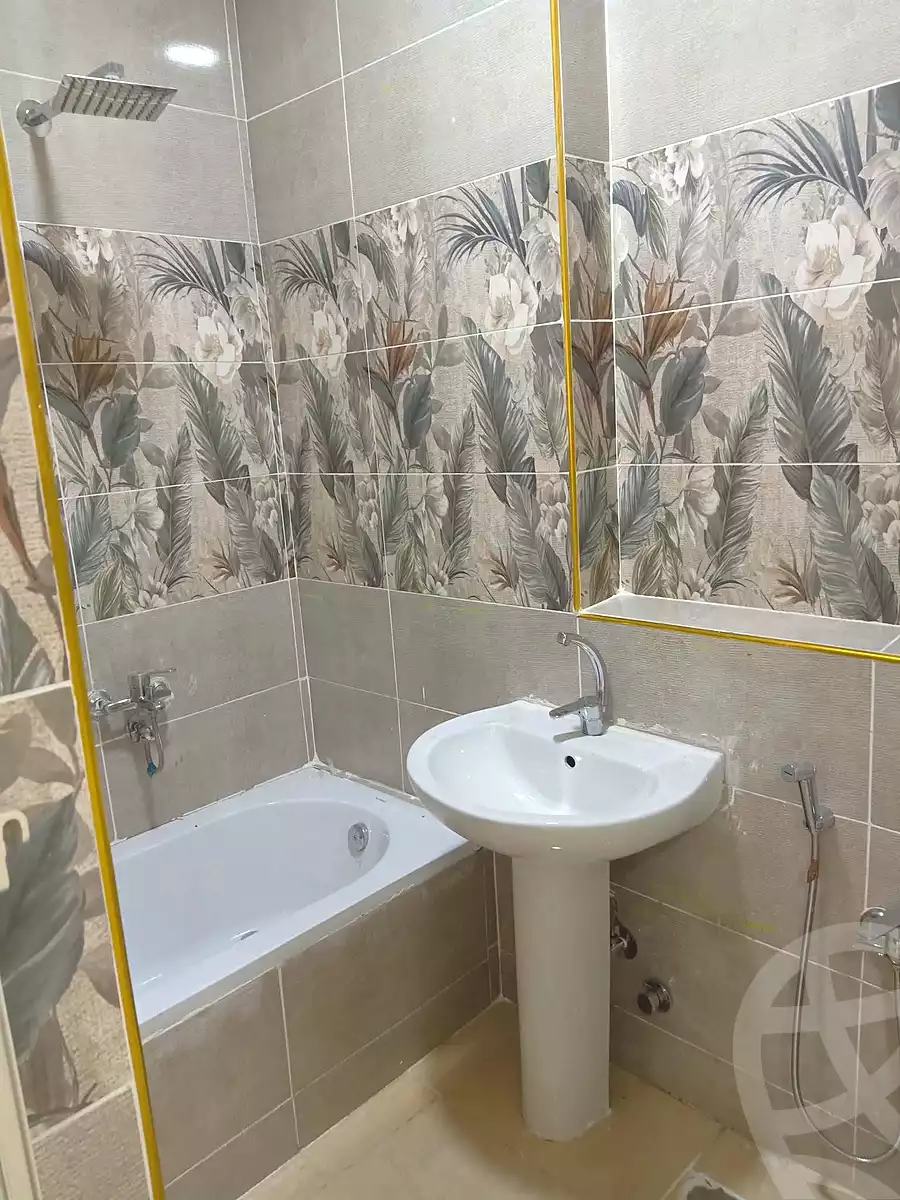 https://aqarmap.com.eg/en/listing/7088309-for-sale-cairo-helwan-hadayek-helwan-nile-corniche-st