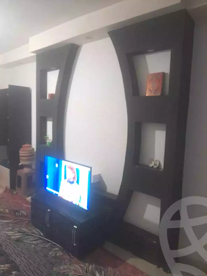 https://aqarmap.com.eg/en/listing/7088550-for-sale-cairo-ain-shams-jsr-lswys