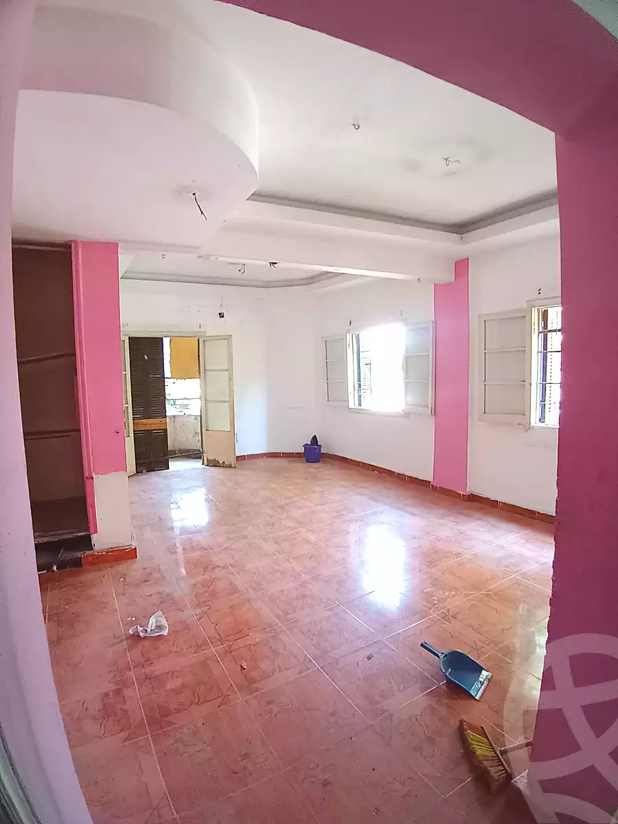 https://aqarmap.com.eg/ar/listing/7089110-for-sale-cairo-helwan-wdy-hwf-rd-no-4