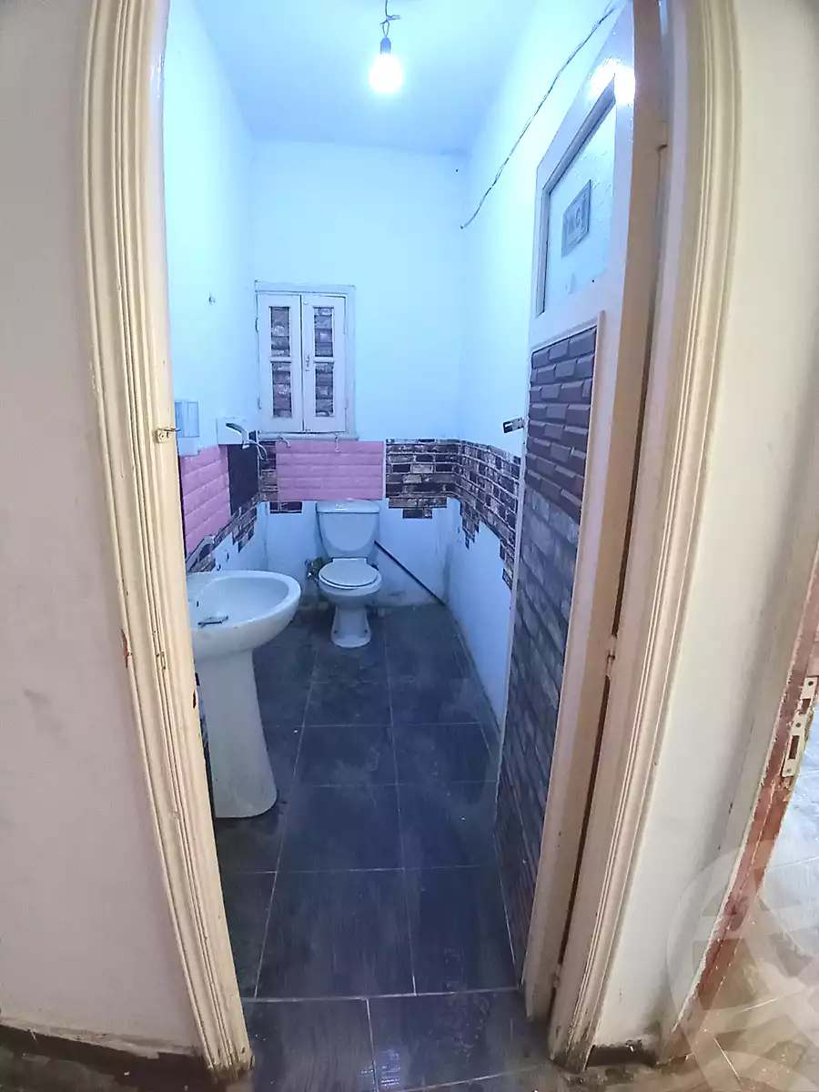 https://aqarmap.com.eg/ar/listing/7089110-for-sale-cairo-helwan-wdy-hwf-rd-no-4