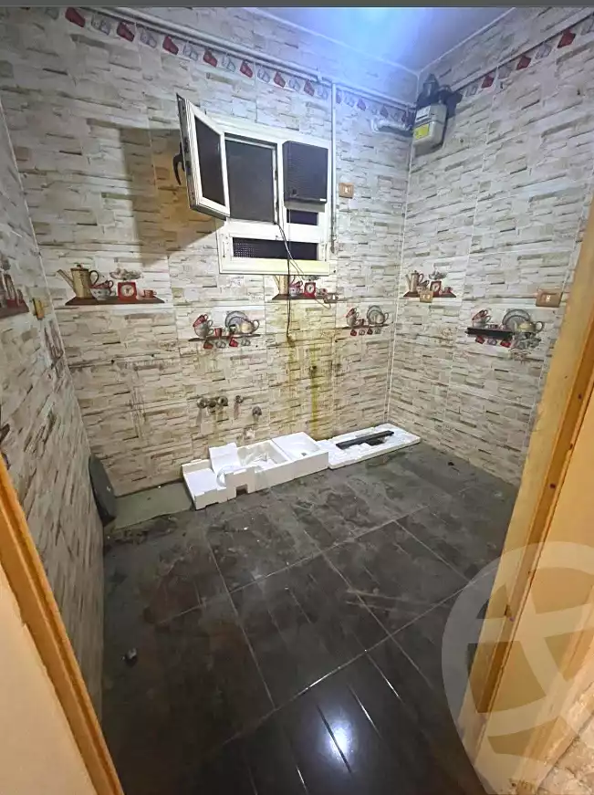 https://aqarmap.com.eg/ar/listing/7089442-for-sale-cairo-helwan-mahmoud-khater-st