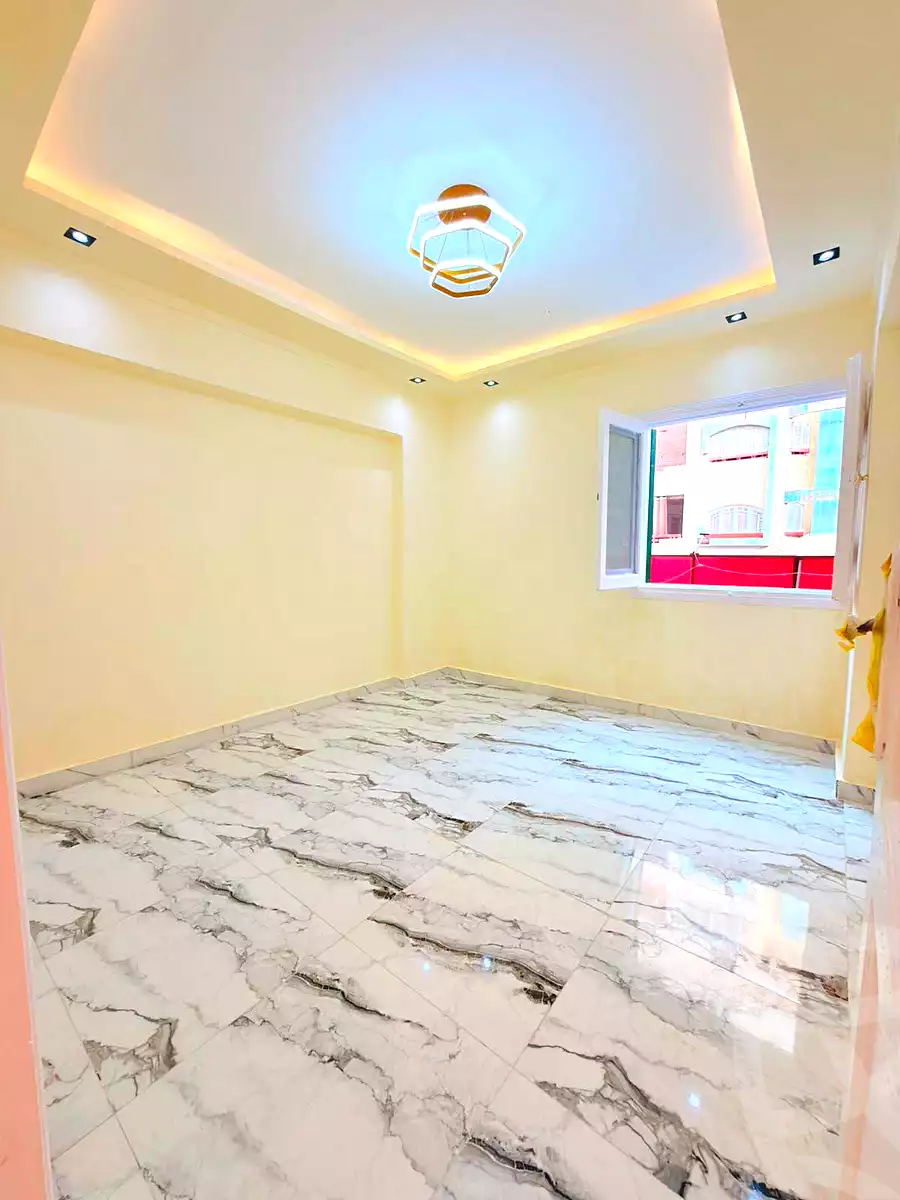 https://aqarmap.com.eg/en/listing/7089704-for-sale-alexandria-al-agamy-shataa-el-nakheel-street-21