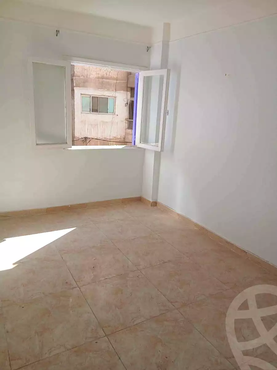 https://aqarmap.com.eg/ar/listing/7089805-for-sale-alexandria-al-agamy-lbytsh-al-andalous-wa-al-hgaz-st