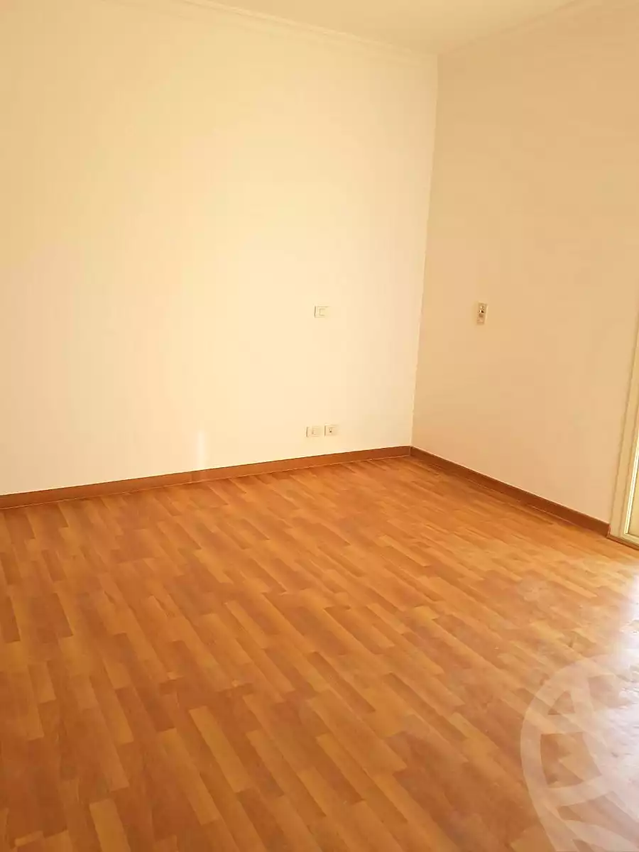 https://aqarmap.com.eg/en/listing/7089806-for-rent-cairo-new-cairo-lrhb-city-mtdd-lrhb-phase-9