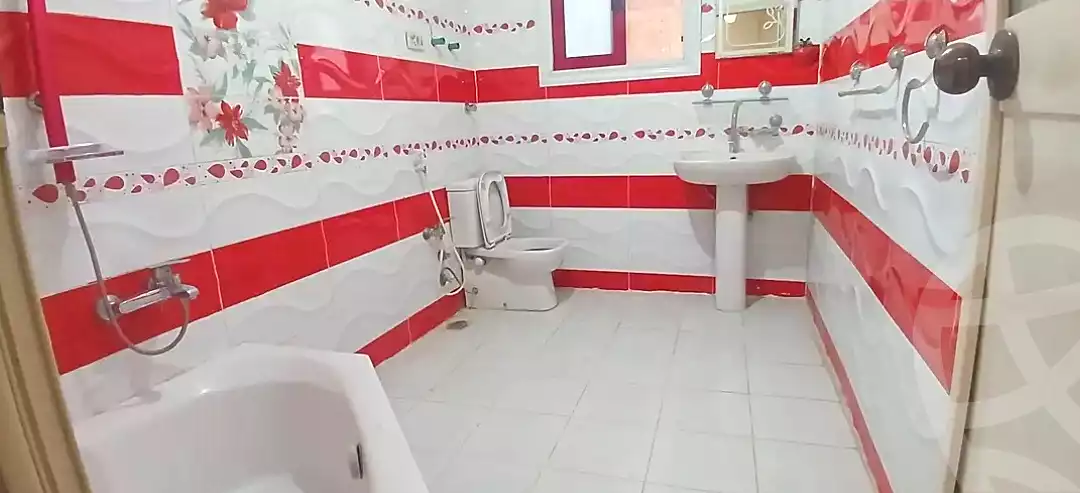 https://aqarmap.com.eg/ar/listing/7089844-for-sale-cairo-hadayek-el-koba-hamamat-el-koba