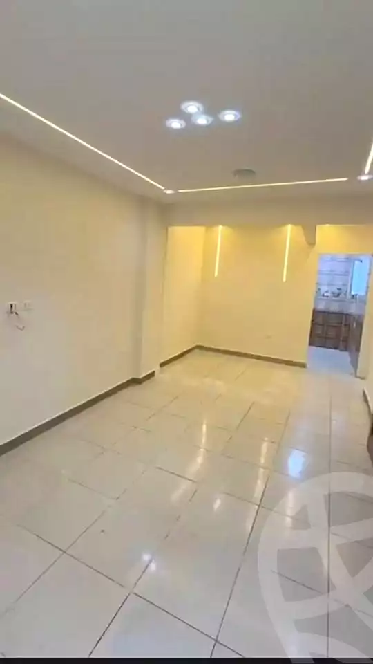 https://aqarmap.com.eg/ar/listing/7089877-for-sale-alexandria-el-asafra-shr-45