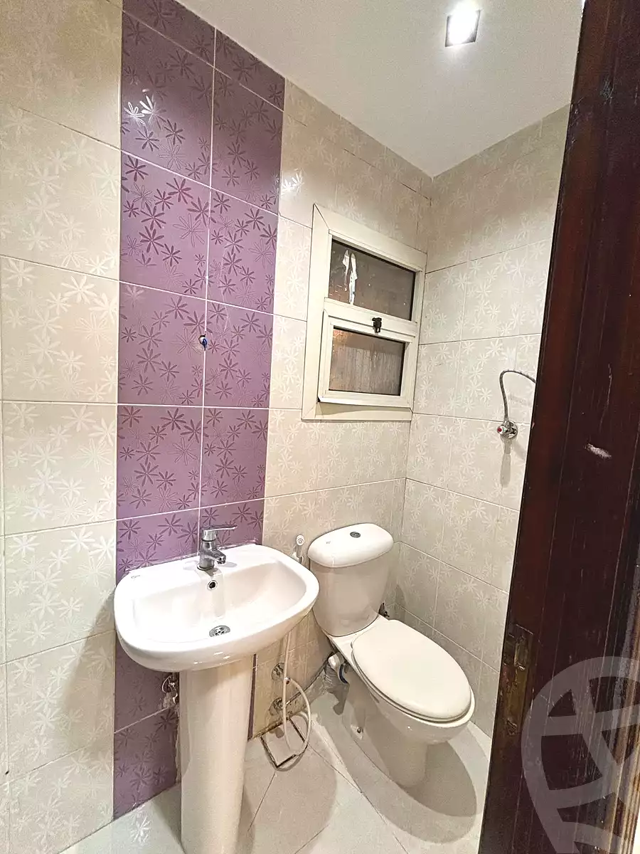 https://aqarmap.com.eg/ar/listing/7089883-for-sale-alexandria-sydy-bshr-sydy-bshr-bhry-mohamed-el-srafi-st.