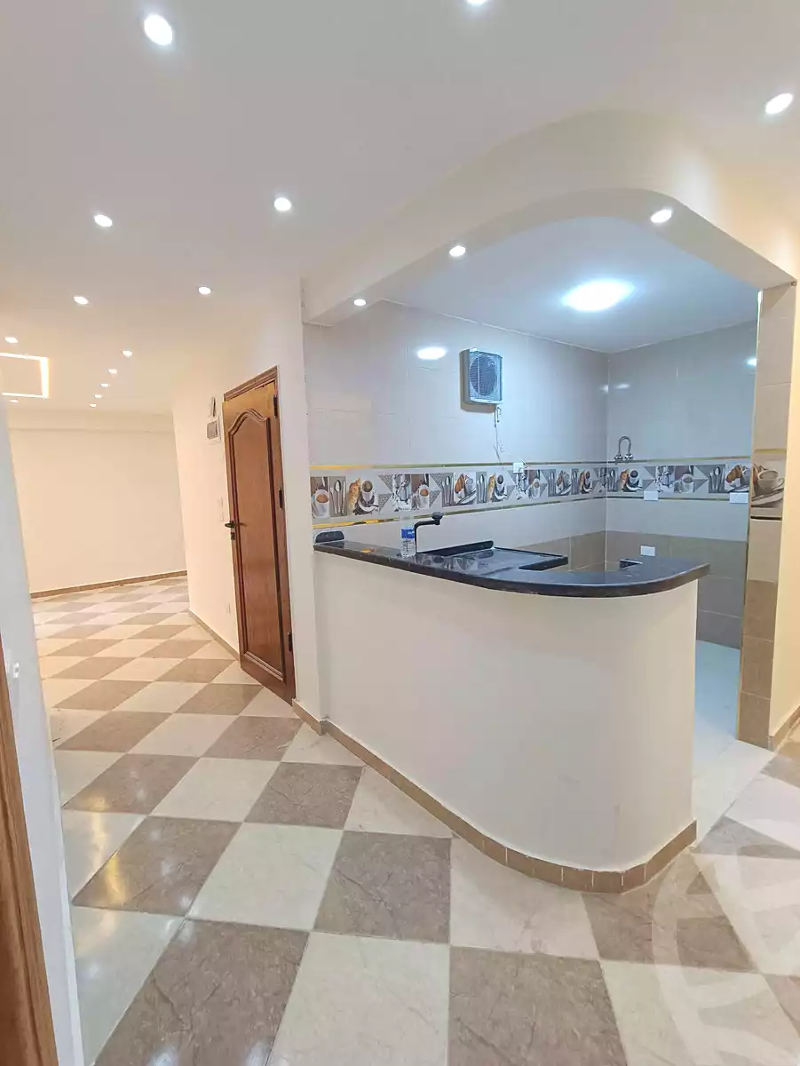 https://aqarmap.com.eg/ar/listing/7089896-for-sale-alexandria-sydy-bshr-sydy-bshr-bhry