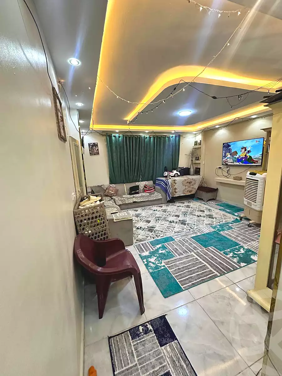 https://aqarmap.com.eg/en/listing/7089990-for-sale-cairo-helwan-kwrnysh-hlwn