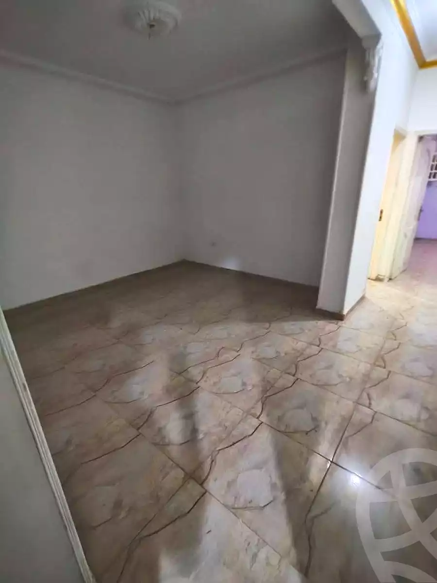 https://aqarmap.com.eg/en/listing/7090015-for-rent-cairo-helwan-hadayek-helwan-nile-corniche-st