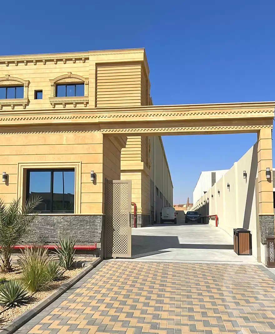 https://aqarmap.com.eg/ar/listing/7090063-for-rent-sharqia-10th-of-ramadan-industrial-area-manteqat-al-6-million-manteqat-al-6-million-3rd-industrial-zone