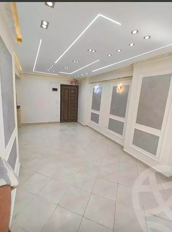 https://aqarmap.com.eg/ar/listing/7090563-for-sale-alexandria-el-asafra-l-sfr-bhry
