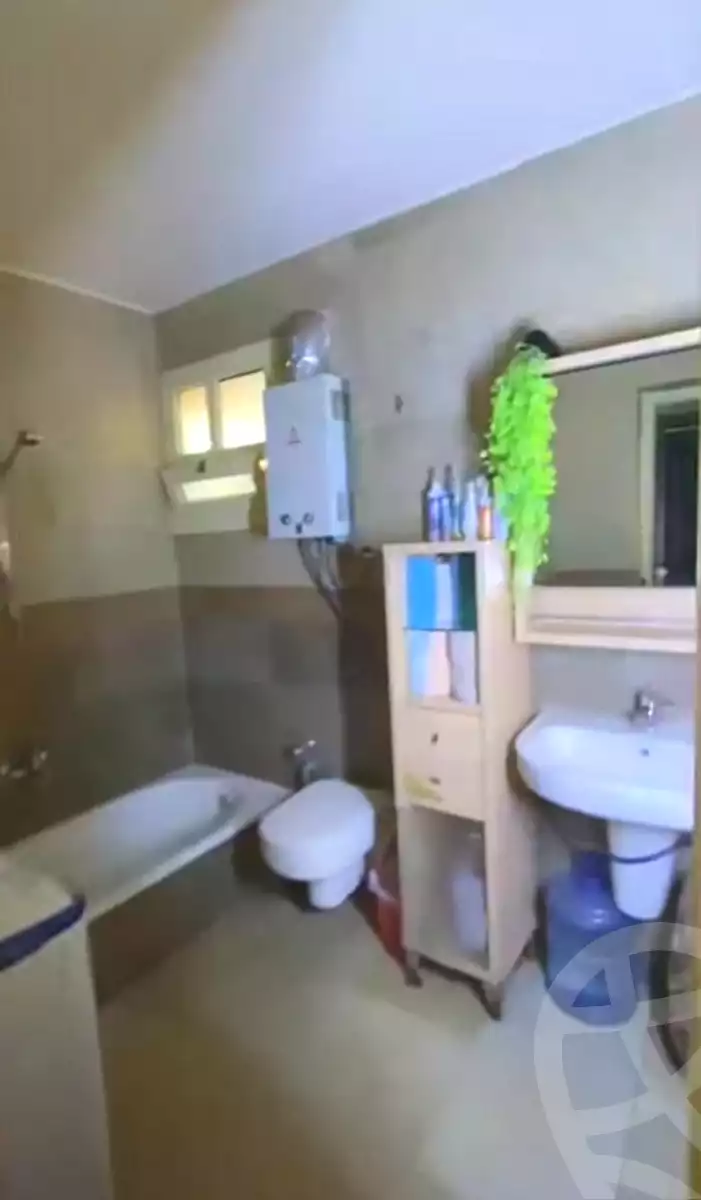 https://aqarmap.com.eg/en/listing/7090657-for-sale-cairo-ain-shams-yaacoub-boutros-st