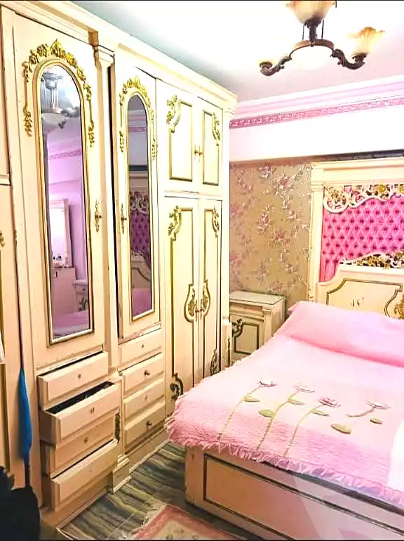 https://aqarmap.com.eg/en/listing/7090703-for-sale-alexandria-camp-cesar