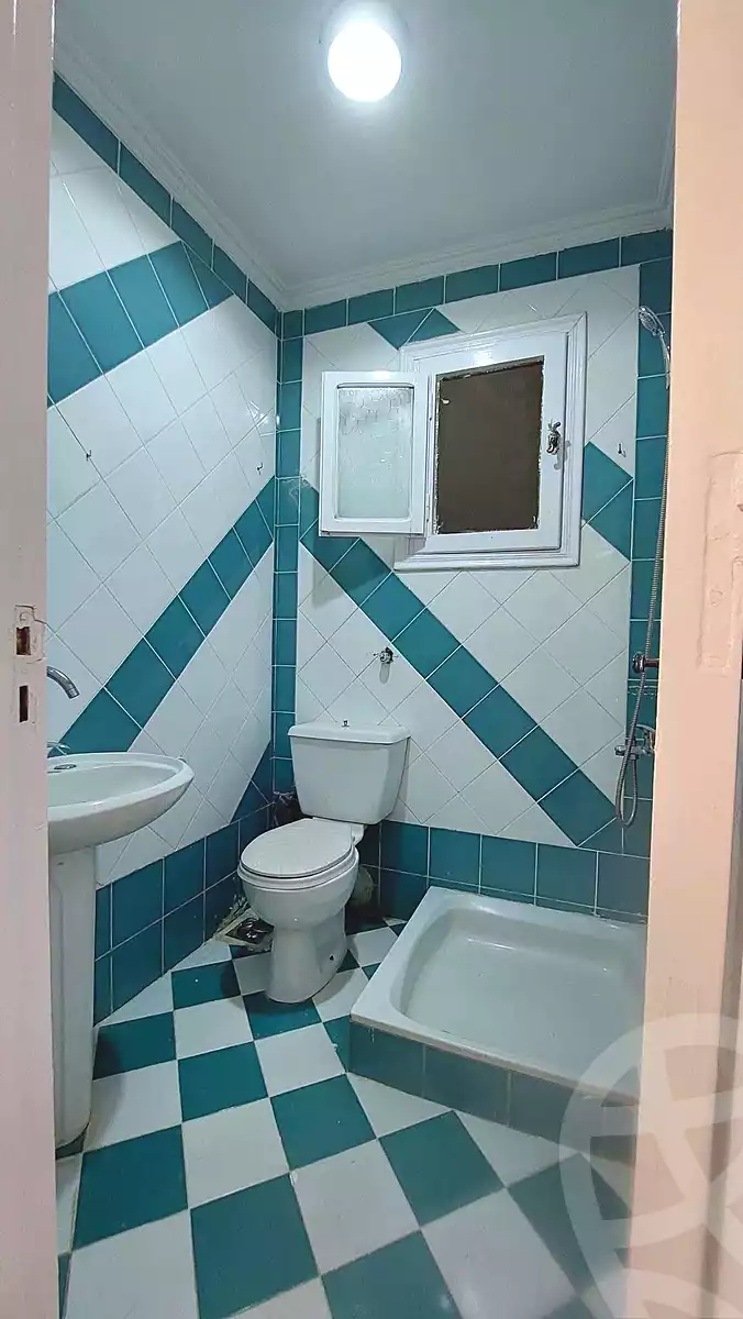 https://aqarmap.com.eg/ar/listing/7090736-for-sale-alexandria-al-agamy-shataa-el-nakheel