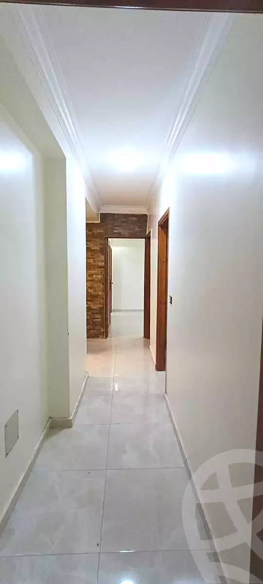 https://aqarmap.com.eg/ar/listing/7090793-for-sale-cairo-helwan-hadayek-helwan-nile-corniche-st