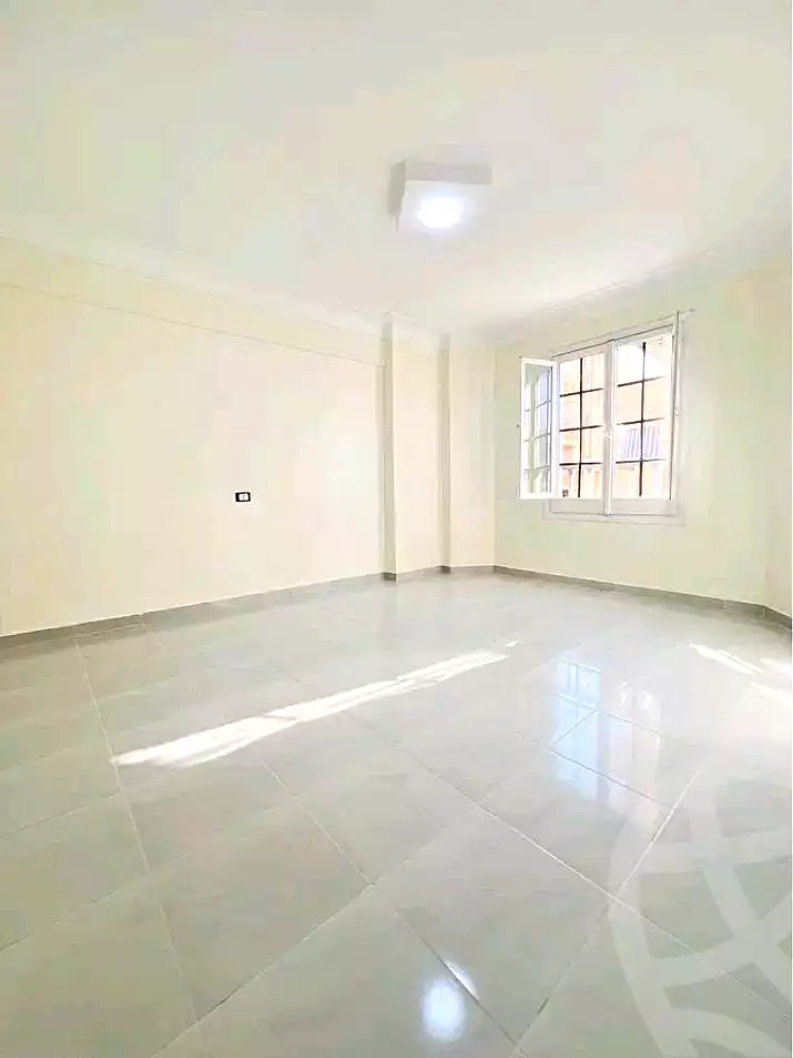 https://aqarmap.com.eg/ar/listing/7090936-for-sale-alexandria-al-agamy-shataa-el-nakheel