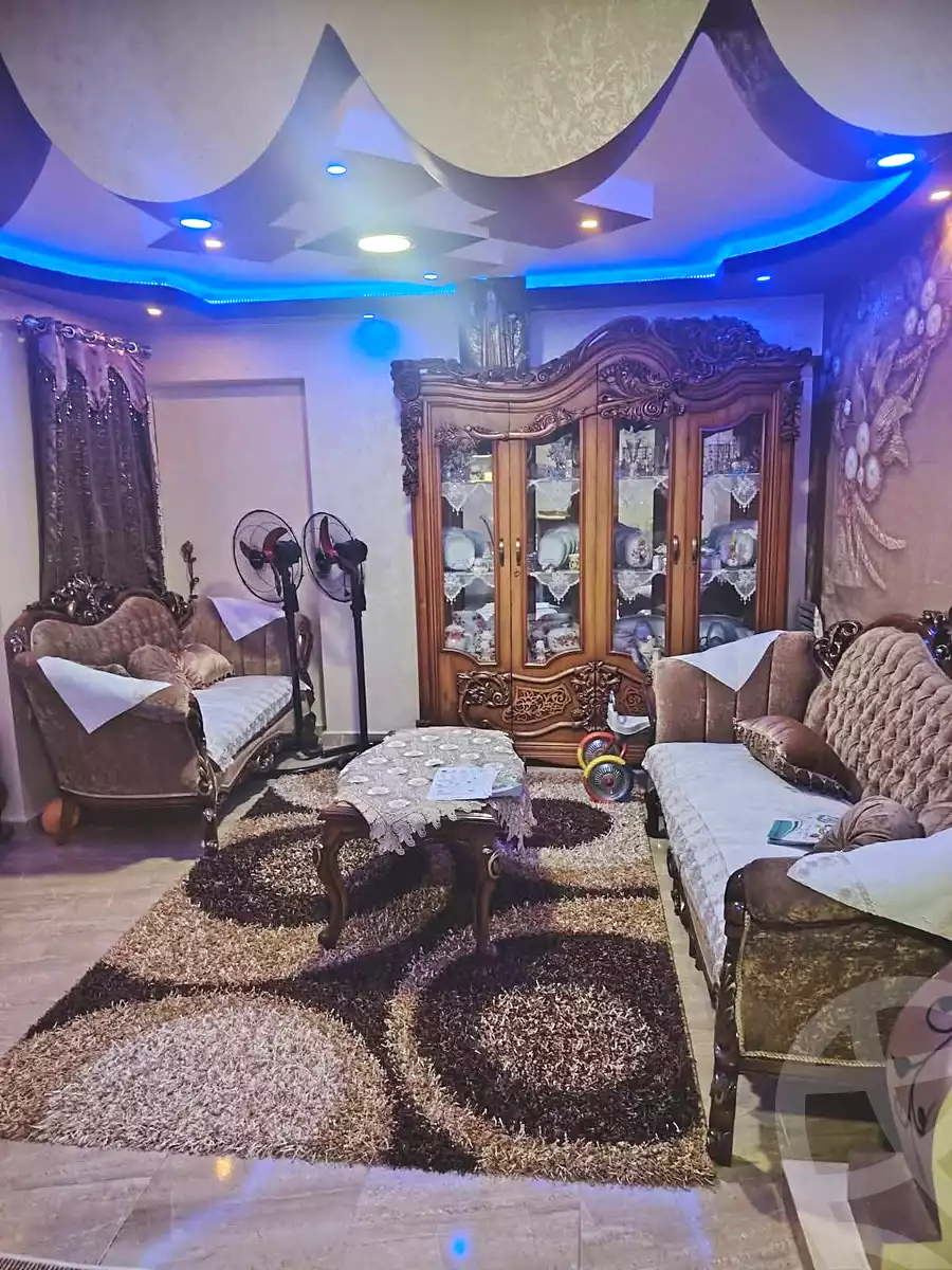 https://aqarmap.com.eg/ar/listing/7090998-for-sale-alexandria-al-agamy-lbytsh-bianchiii