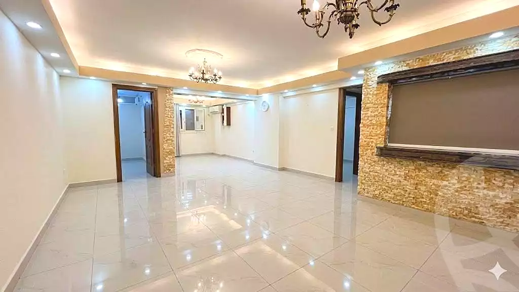 https://aqarmap.com.eg/ar/listing/7091018-for-sale-alexandria-moharram-bey