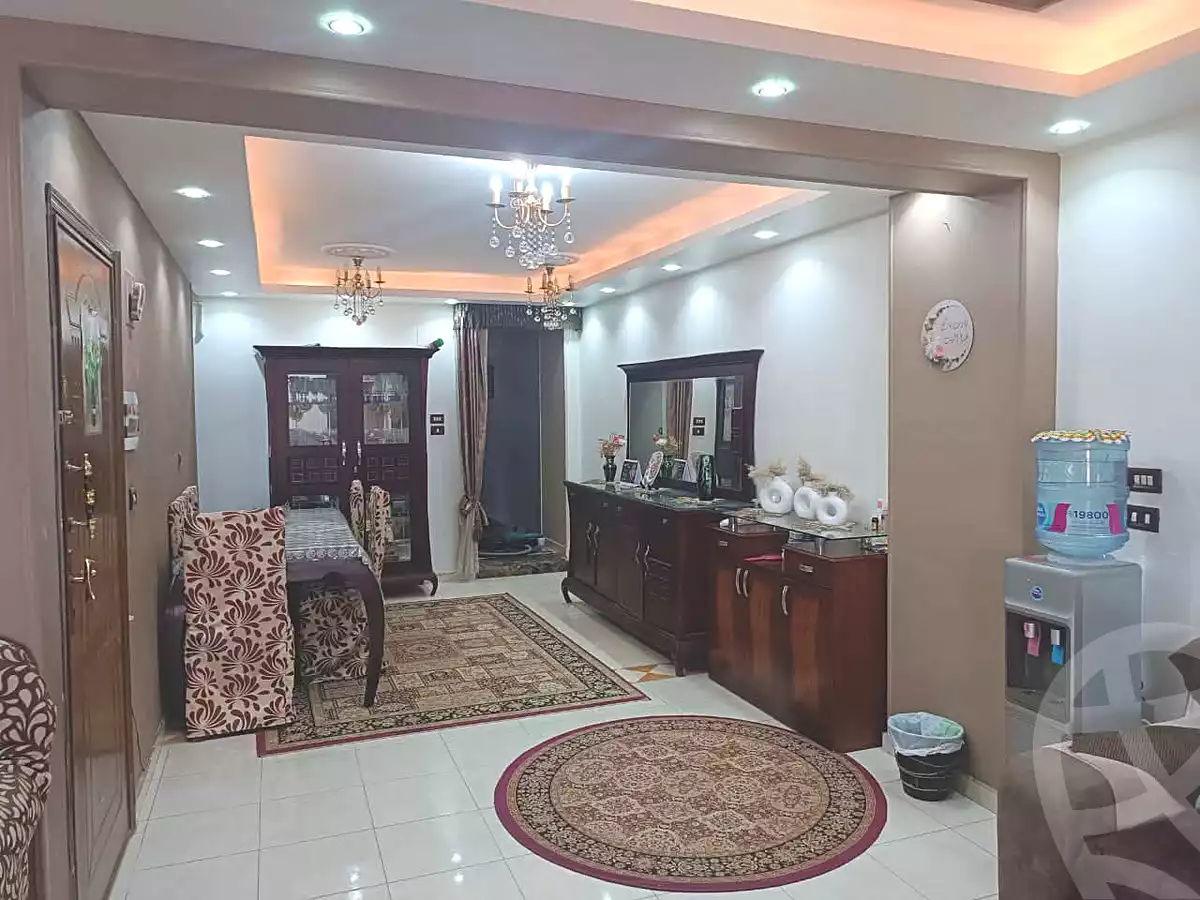 https://aqarmap.com.eg/ar/listing/7091413-for-sale-cairo-helwan-mahmoud-zaki-st