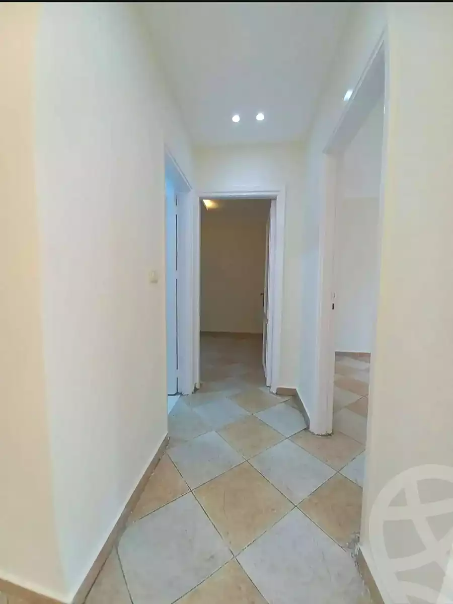 https://aqarmap.com.eg/ar/listing/7091465-for-sale-alexandria-el-asafra-l-sfr-bhry