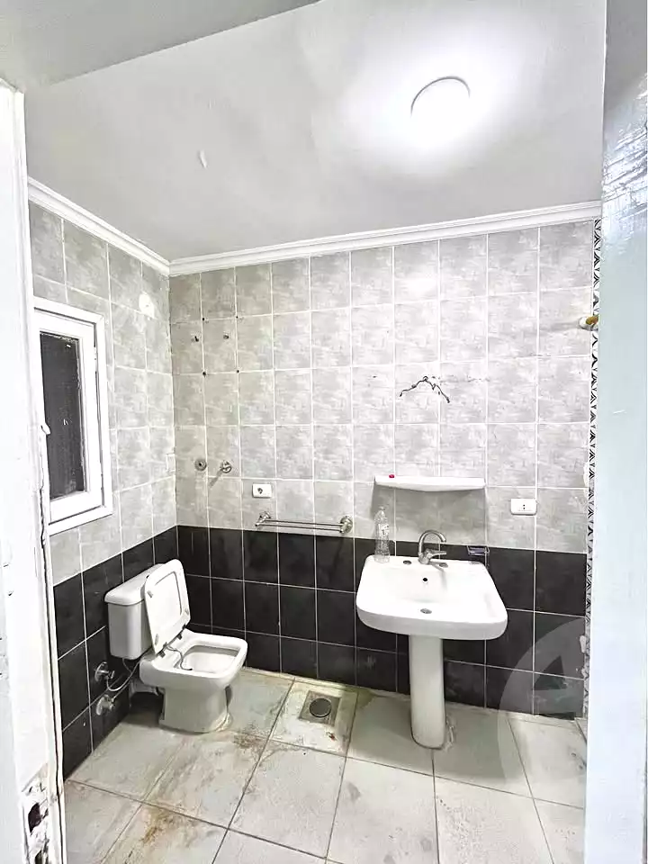 https://aqarmap.com.eg/en/listing/7091499-for-sale-alexandria-el-asafra-l-sfr-bhry