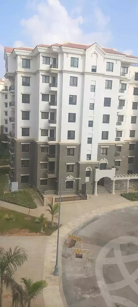 https://aqarmap.com.eg/ar/listing/7091697-for-sale-cairo-new-administrative-capital-r7-celia-mntq-l-mrt-1