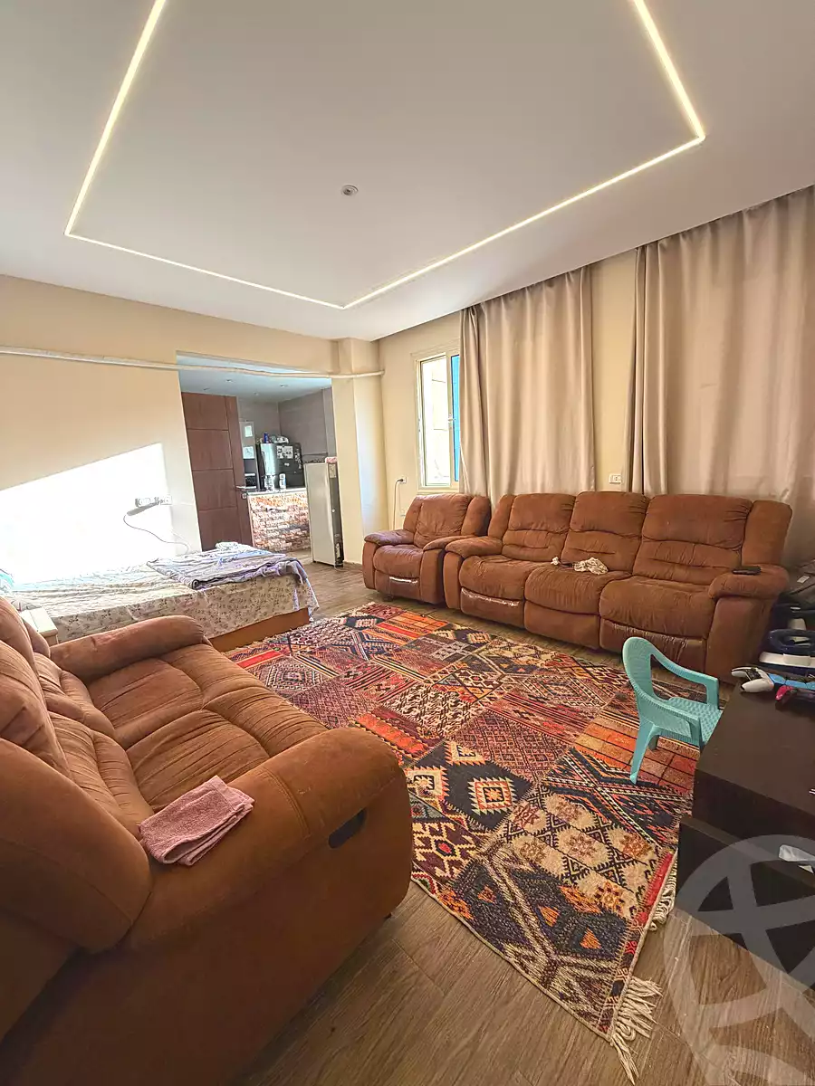 https://aqarmap.com.eg/ar/listing/7091948-for-sale-cairo-new-cairo-el-narges-el-narges-2-pilot-halawany-st