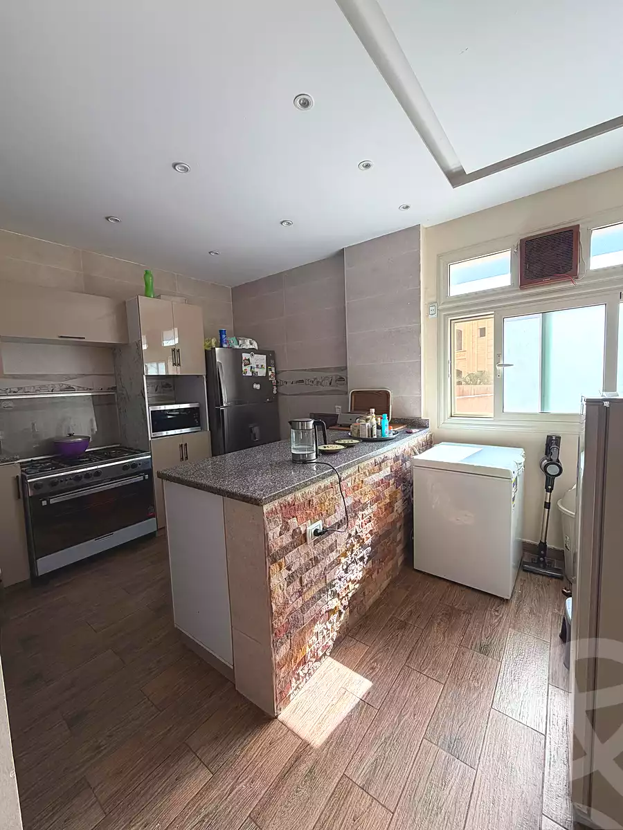 https://aqarmap.com.eg/ar/listing/7091948-for-sale-cairo-new-cairo-el-narges-el-narges-2-pilot-halawany-st