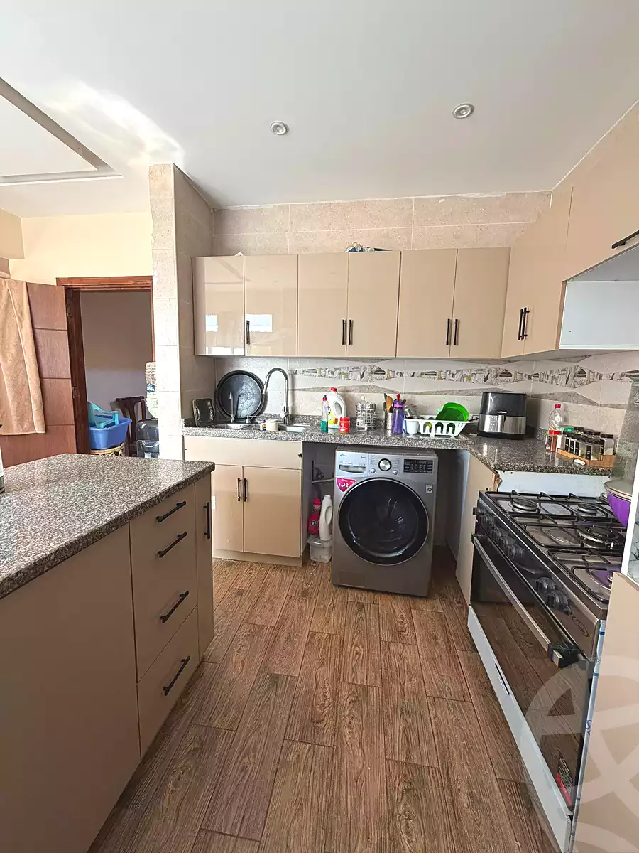https://aqarmap.com.eg/ar/listing/7091948-for-sale-cairo-new-cairo-el-narges-el-narges-2-pilot-halawany-st