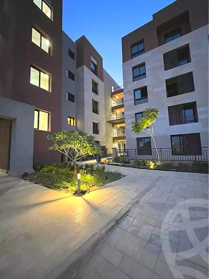 https://aqarmap.com.eg/ar/listing/7091965-for-sale-cairo-new-cairo-compounds-district-5