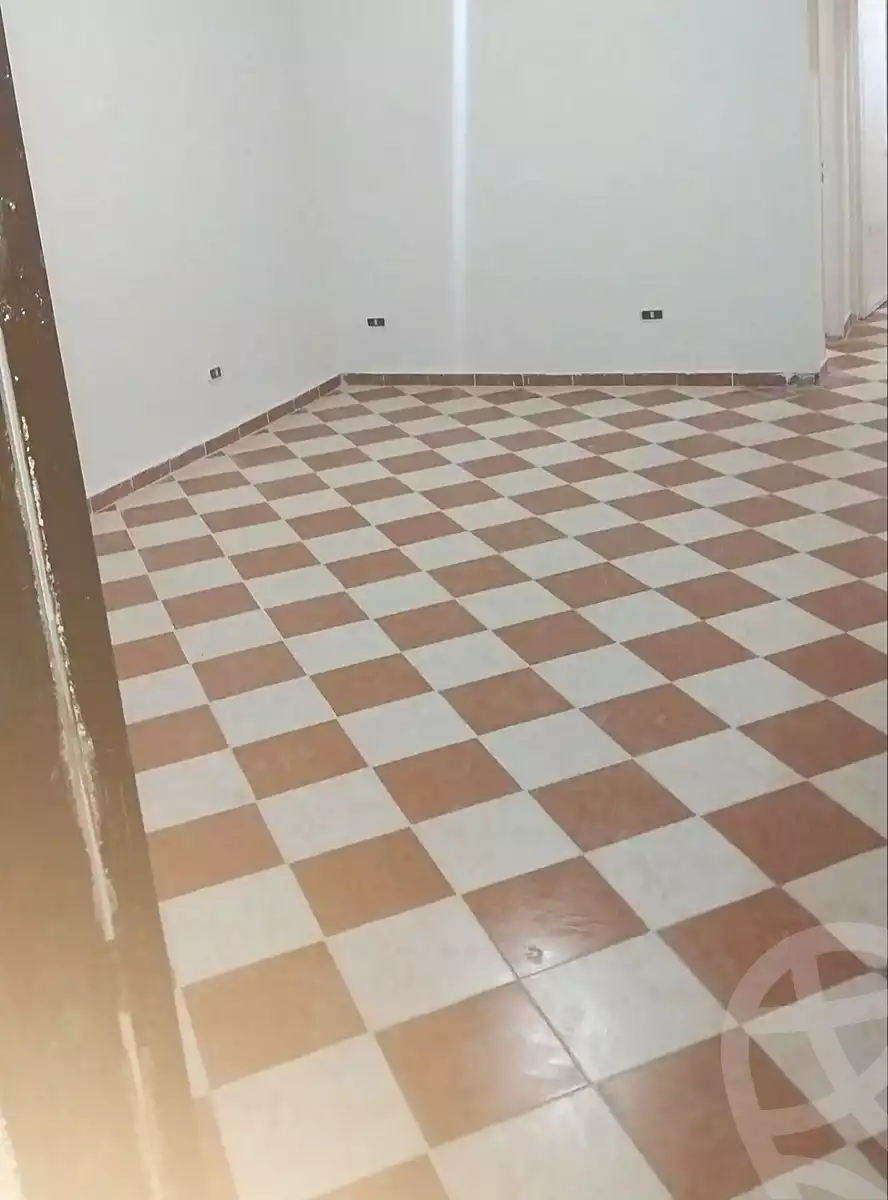 https://aqarmap.com.eg/ar/listing/7092042-for-sale-alexandria-al-agamy-el-hanouvel