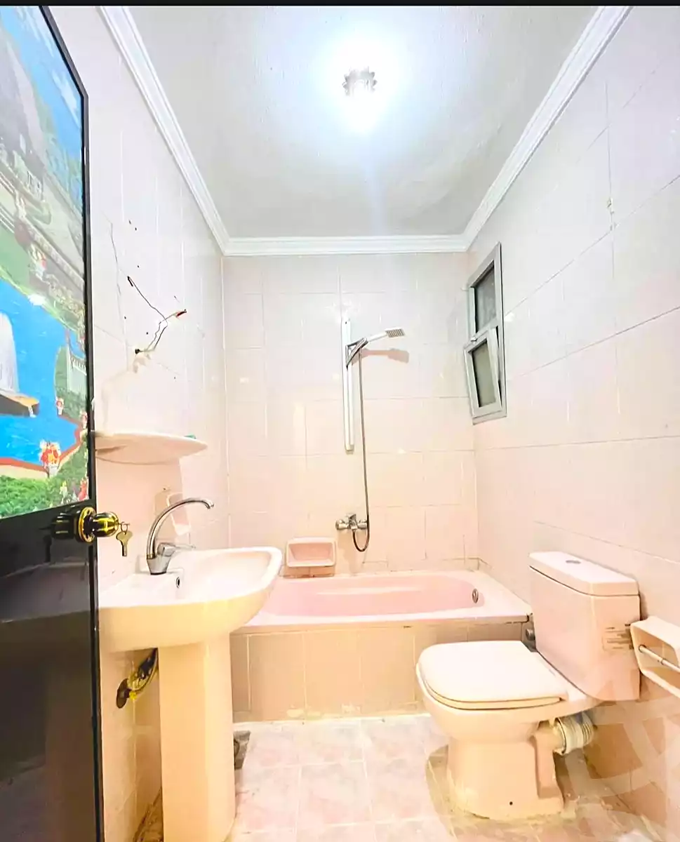 https://aqarmap.com.eg/ar/listing/7092165-for-sale-alexandria-al-agamy-shataa-el-nakheel