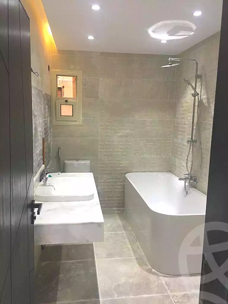 https://aqarmap.com.eg/ar/listing/7092370-for-rent-cairo-6th-of-october-el-ahyaa-neighborhood-5th-street-26