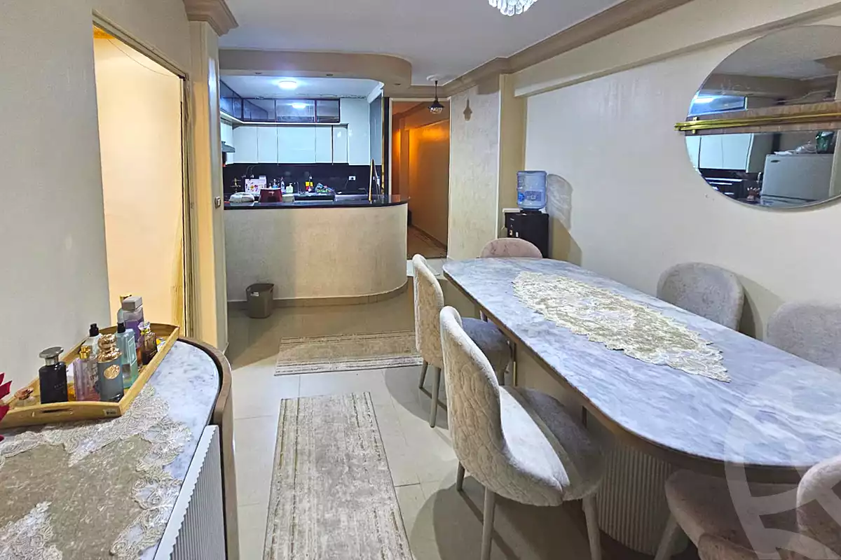 https://aqarmap.com.eg/en/listing/7092453-for-sale-alexandria-camp-cesar-port-said-street